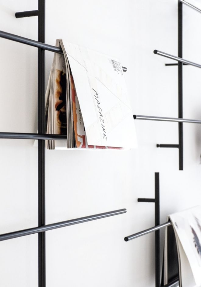 Schönbuch Designer Zeitungshalter Sketch wandmontiert Metall minimalistisch schwarz Jehs + Laub 