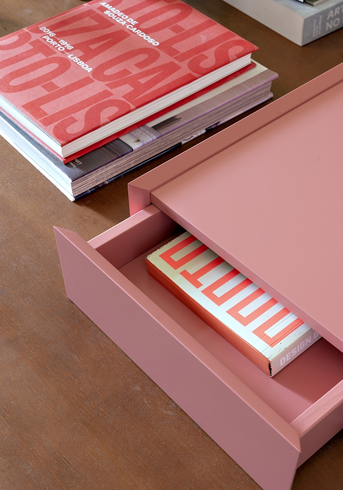 Schönbuch Designer Schubladenelement Souvenir Holz minimalistisch rosa pink Sebastian Herkner 
