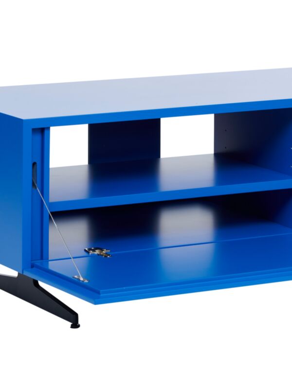 Klappenelement mit Push-to-Open-Beschlag und  Belüftungsöffnungen