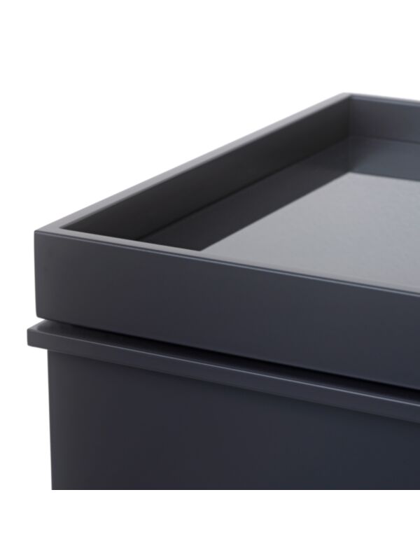 Lackiertes Abdecktablett