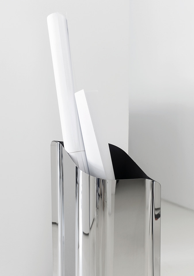 Schönbuch designer umbrella stand 0533. stainless steel black elegant Philipp Günther