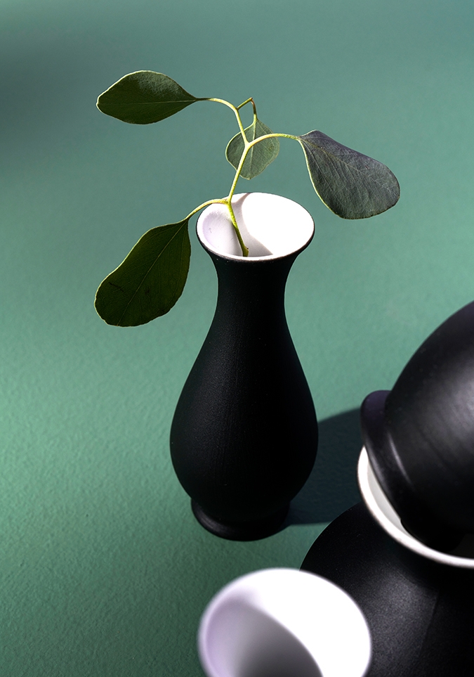 Schönbuch designer Vase Blossom set of 5 porcelain black Apartment 8
