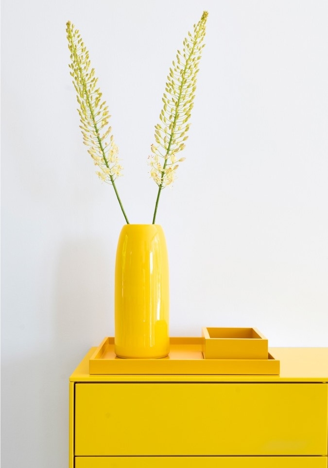 Schönbuch designer vase Carla ceramic round timeless yellow Christian Haas
