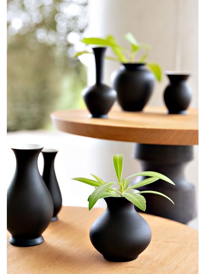 Schönbuch designer Vase Blossom set of 5 porcelain black Apartment 8