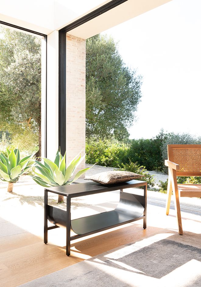 Schönbuch designer bench Tub solid wood metal tub black functional Sebastian Herkner