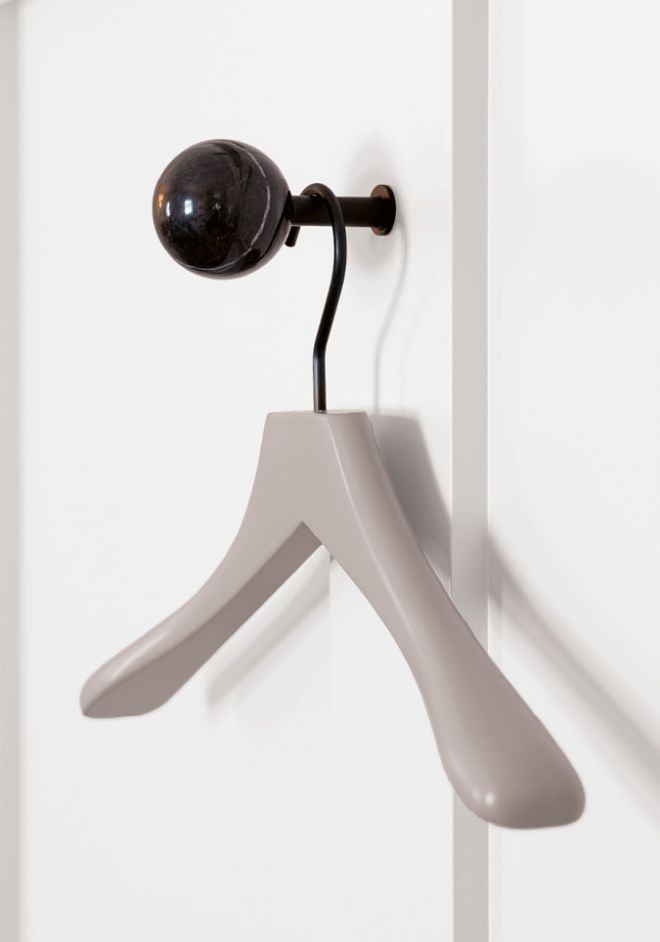 Schönbuch designer coat hanger 0112. solid wood grey beige hook black pivoting Apartment 8
