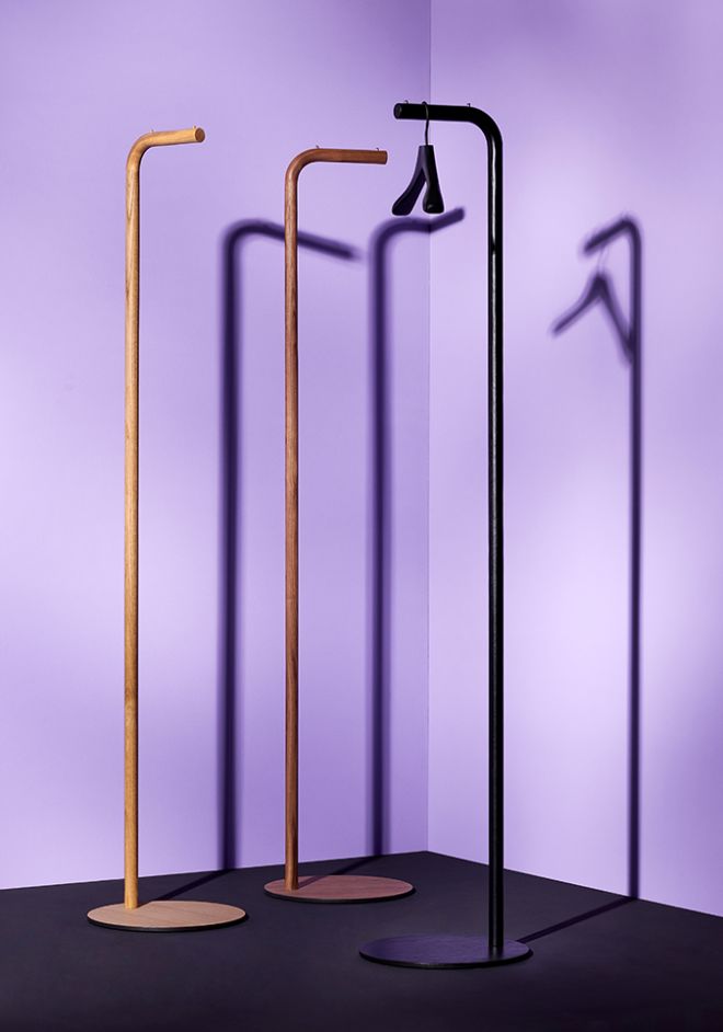 BOW coat stand made of solid walnut or oak with a matt lacquered finish or oak with an open-pored finish painted in black