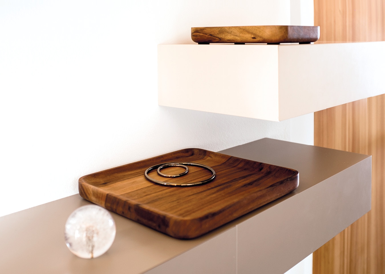 Schönbuch designer bowl Dice solid wood walnut timeless Stefan Diez 