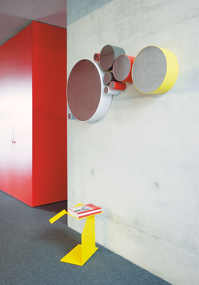 Schönbuch designer wall mirror Epoca round versatile Ulf Moritz