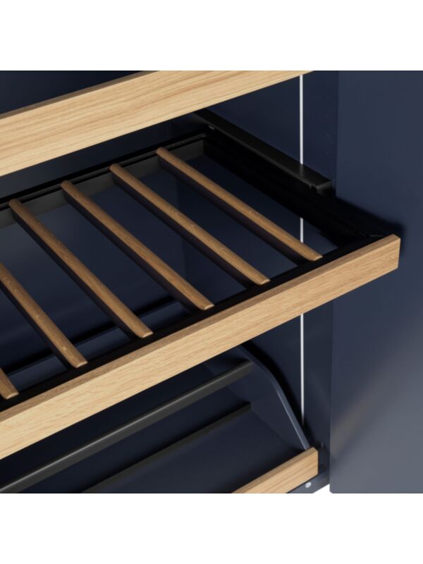 Hosenauszug mit Eiche Dekorleiste schwarz eloxiert mit Eichen Front